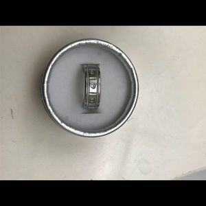 Men’s diamond ring